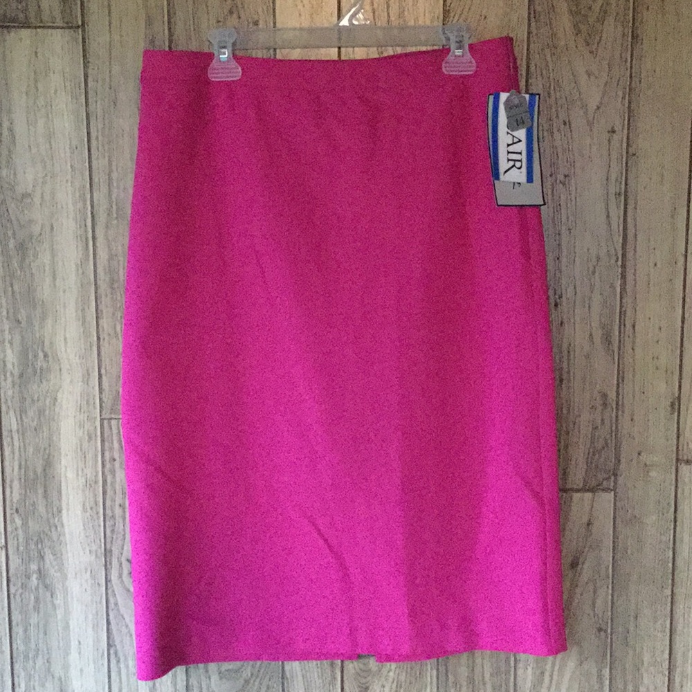 Ladies pink skirt sz 14